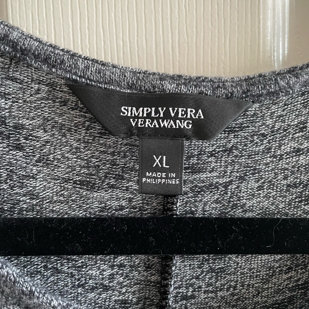 Simply Vera Wang long sleeved dress. Gray. Great winter dress. NWT. Size XL. - Picture 5 of 7